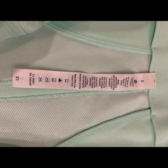 Lululemon 🍋 mint green zip up jacket. - Picture 9 of 10